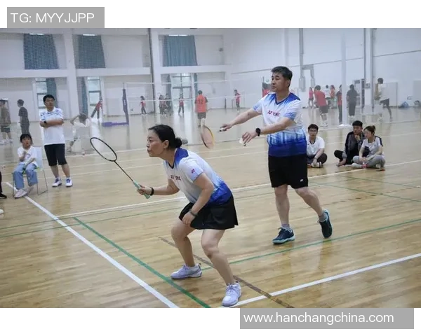 杭州羽毛球队团队协作的独特优势与其他球队的对比分析