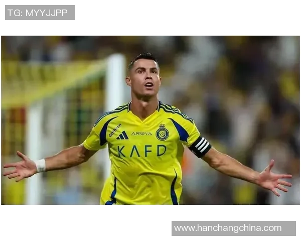 女足球明星的奋斗与荣耀:从草地到绿茵场的传奇人生 女足球明星的奋斗与荣耀:从草地到绿茵场的传奇人生